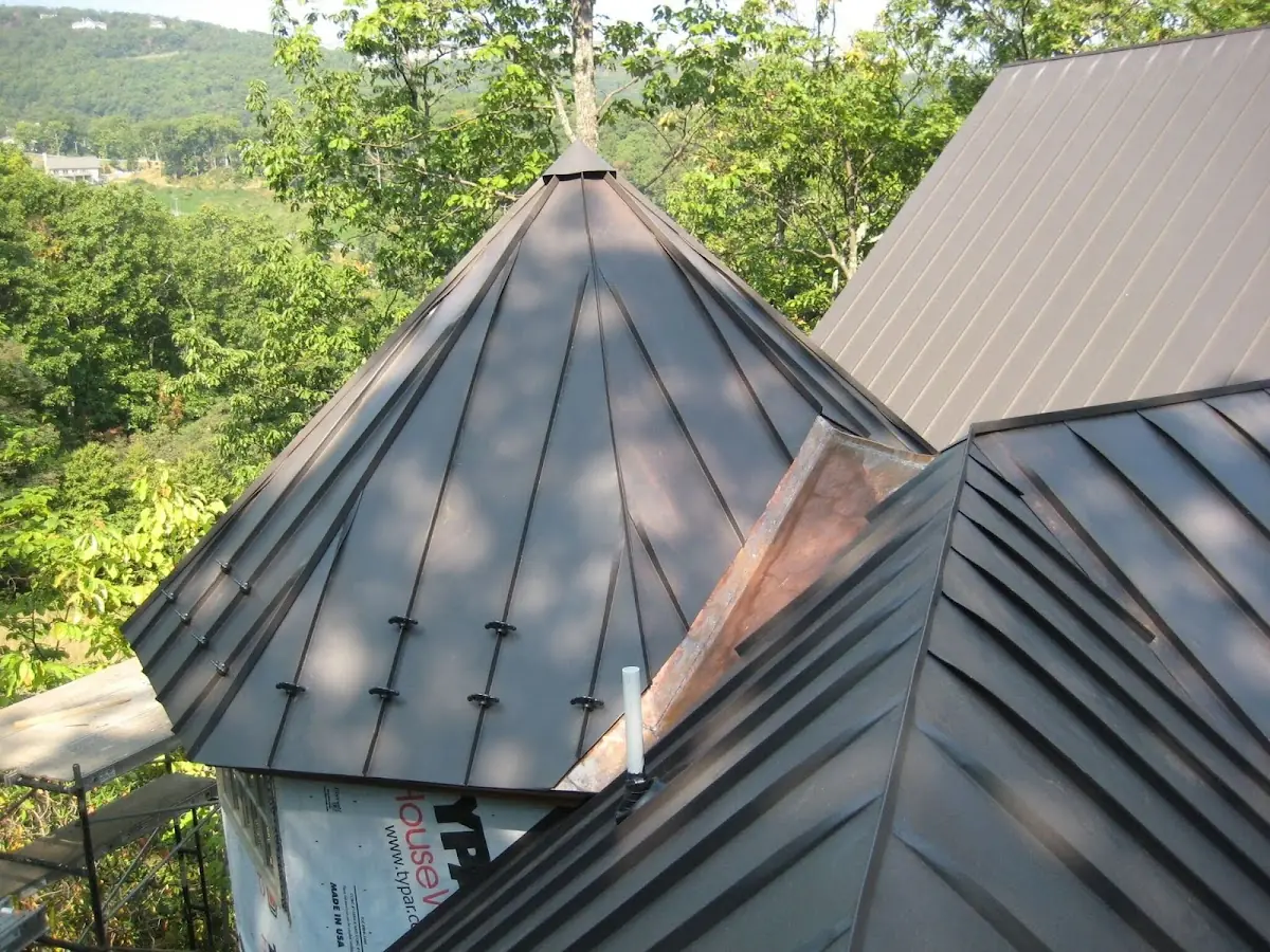 Professional Shingle Replacement & Repair by Craftsman Roofing in Elk Point